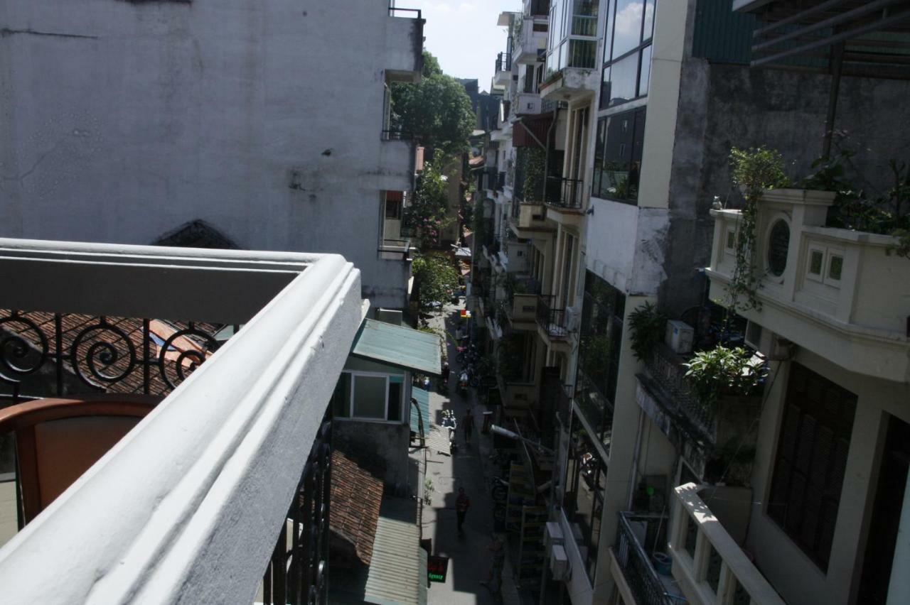 Hanoi Massive Hostel Exterior foto